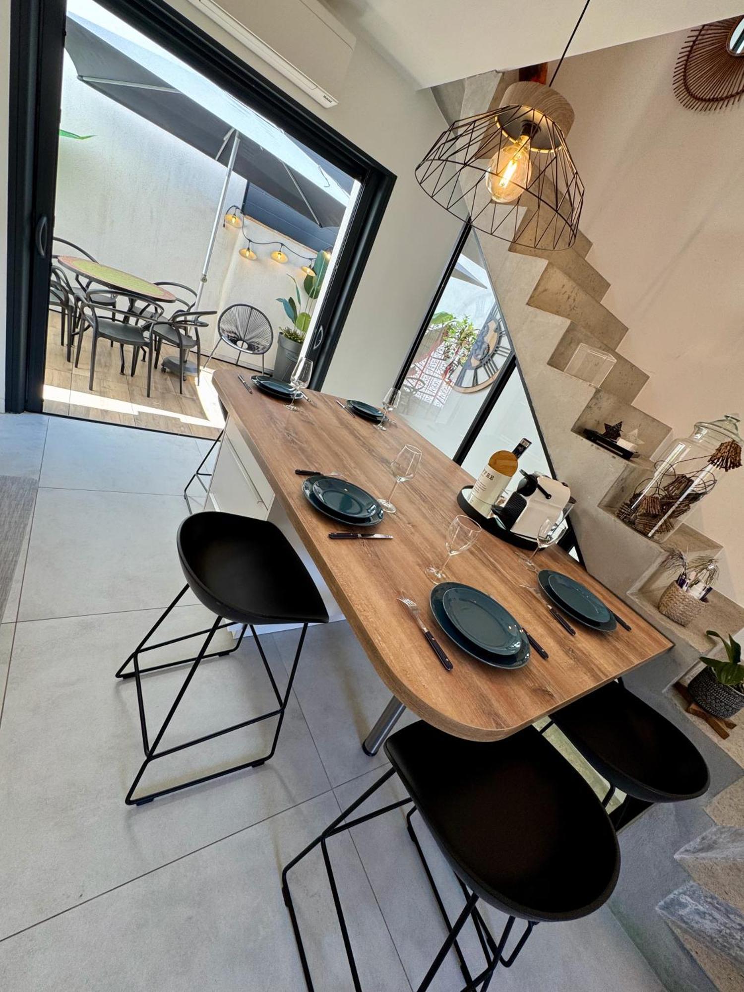 Maison de village rénovée ! Le Grau-du-Roi Esterno foto