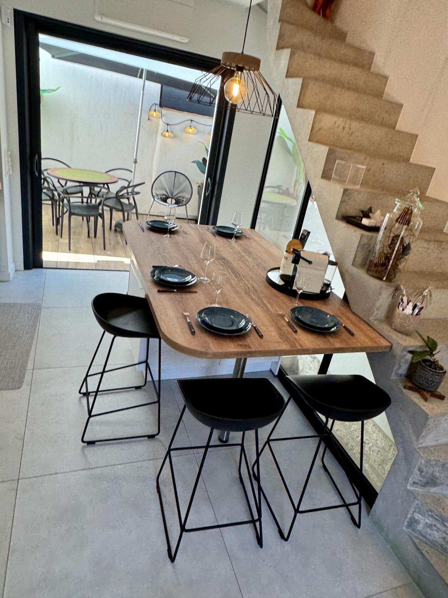 Maison de village rénovée ! Le Grau-du-Roi Esterno foto