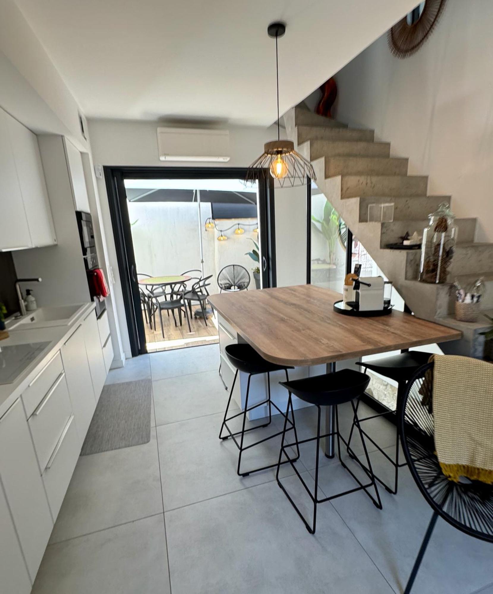 Maison de village rénovée ! Le Grau-du-Roi Esterno foto